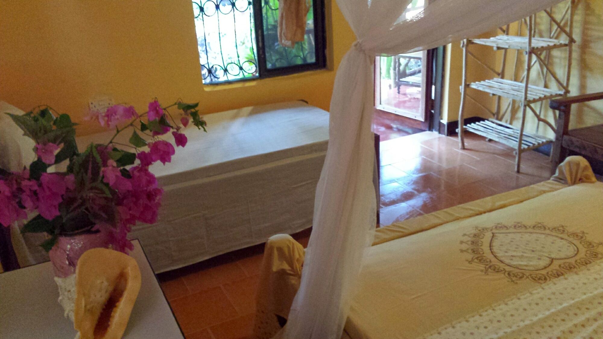 Sipano Beach Lodge Kiwengwa Kültér fotó